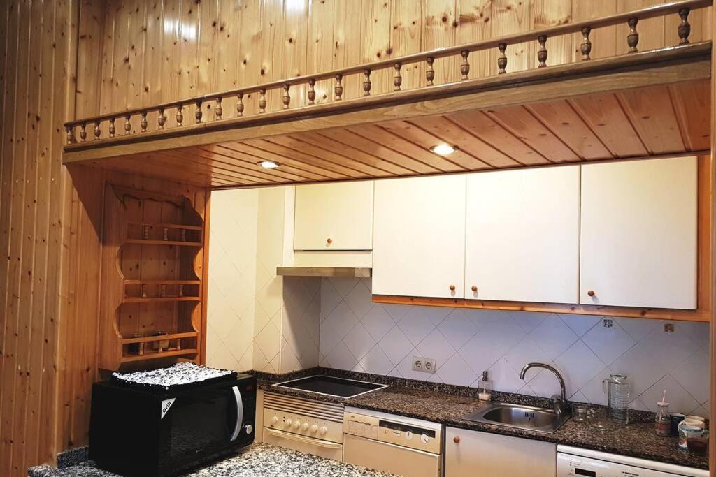Apto. reformado primera línea playa de Samil, Vigo Exterior foto