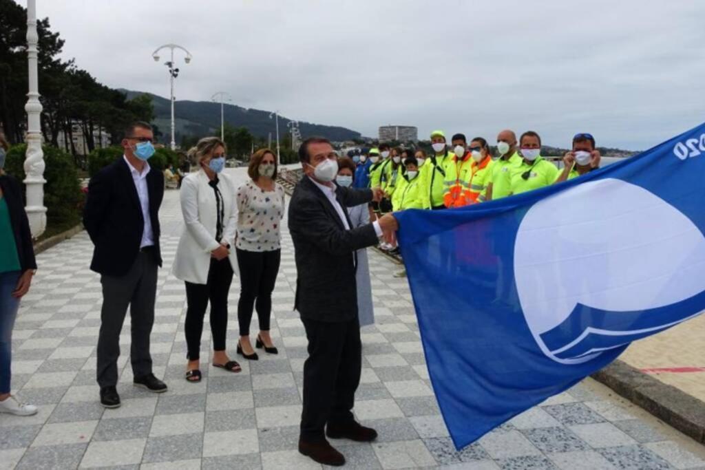 Apto. reformado primera línea playa de Samil, Vigo Exterior foto